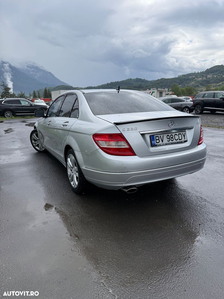 Mercedes-Benz C - 7