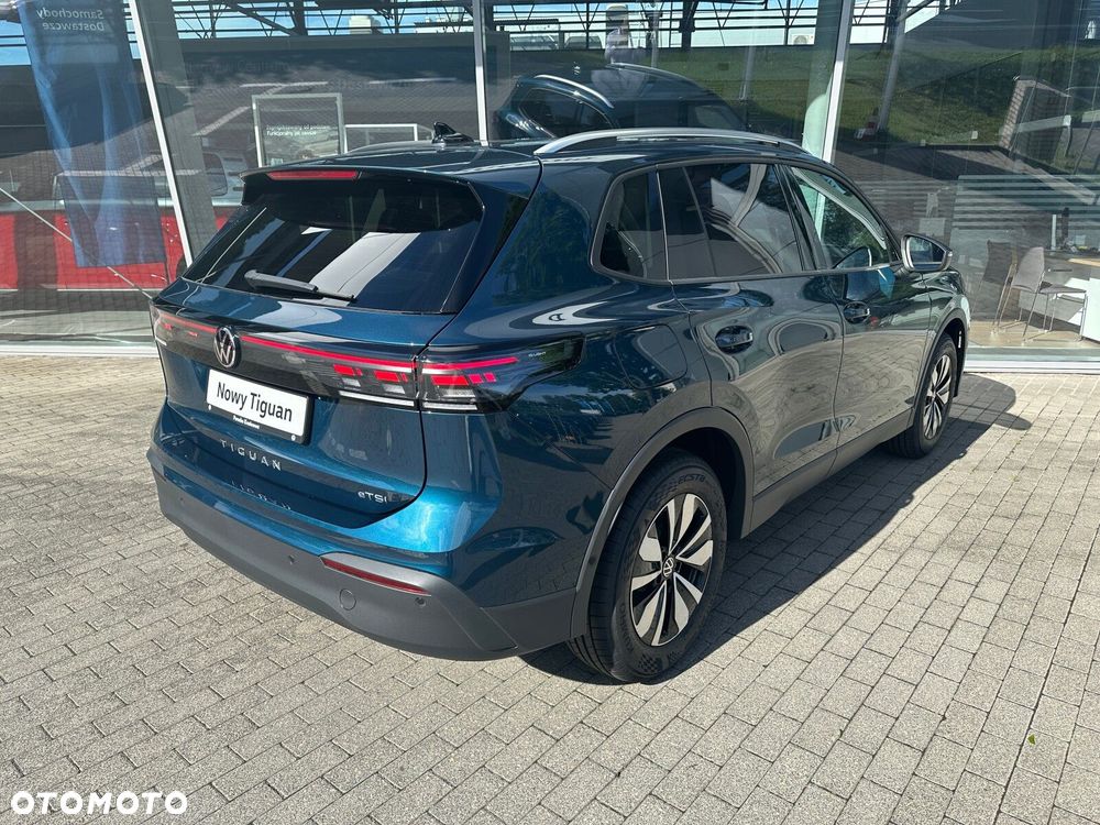 Volkswagen Tiguan - 9