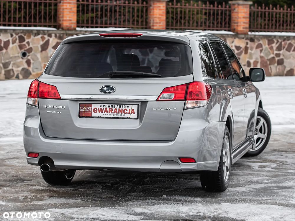 Subaru Legacy - 9