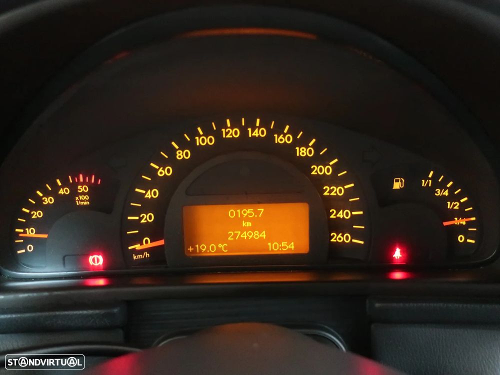 Mercedes-Benz C 220 CDi Avantgarde - 15