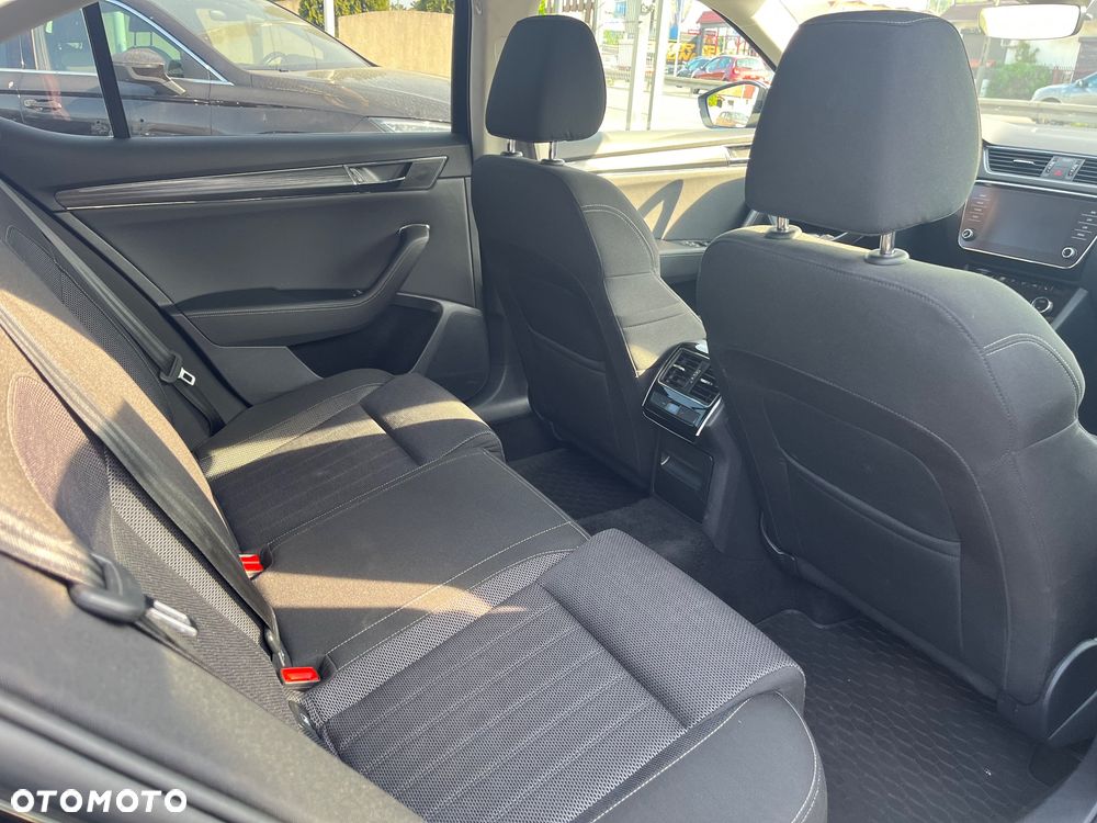 Skoda Superb 2.0 TSI DSG Style - 23