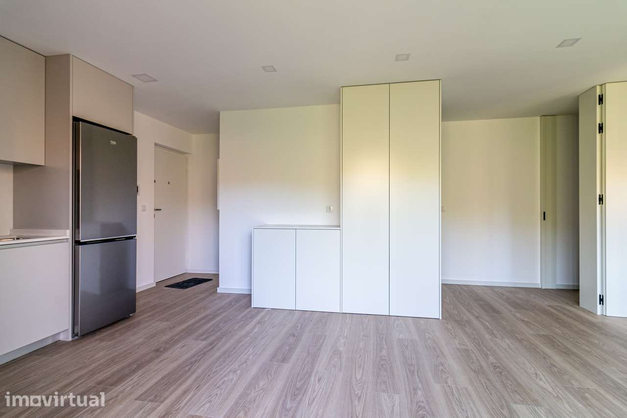 Apartamento T1+1 Arrendamento em Nogueiró e Tenões,Braga - Grande imagem: 2/11