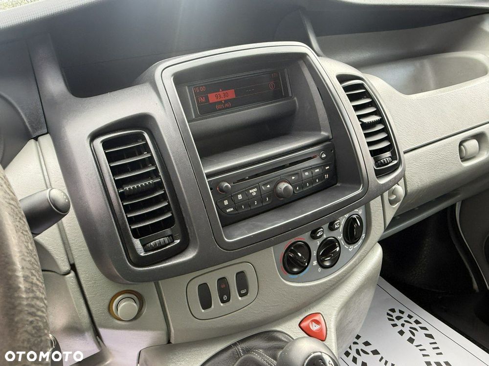 Renault Trafic - 6