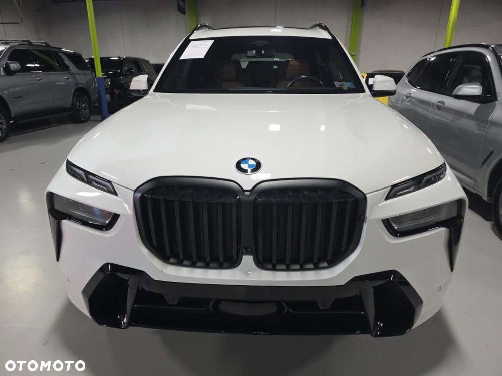 BMW X7 - 3