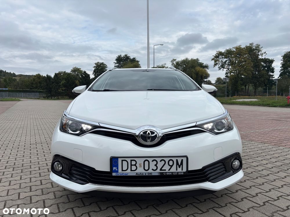 Toyota Auris 1.6 D-4D Comfort - 3