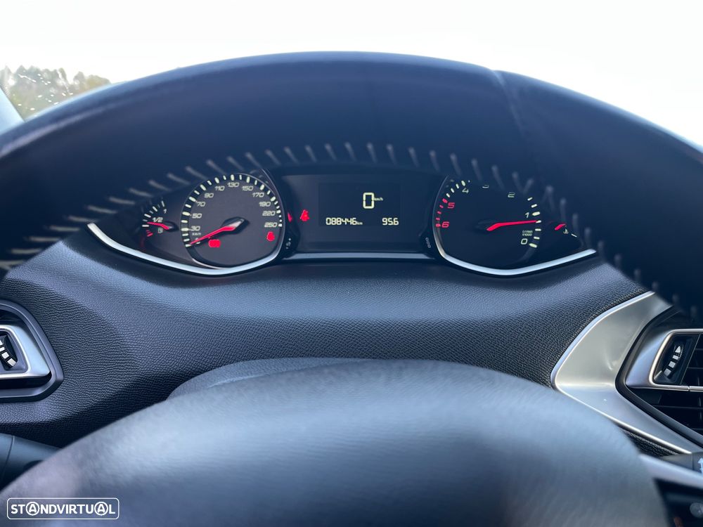 Peugeot 308 SW 1.5 BlueHDi Style - 18