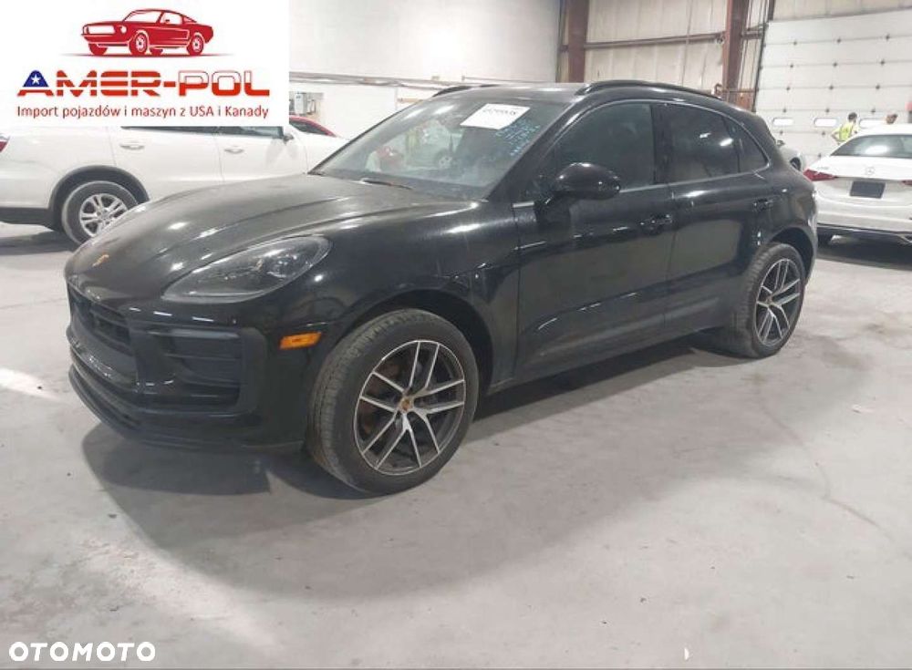 Porsche Macan - 1