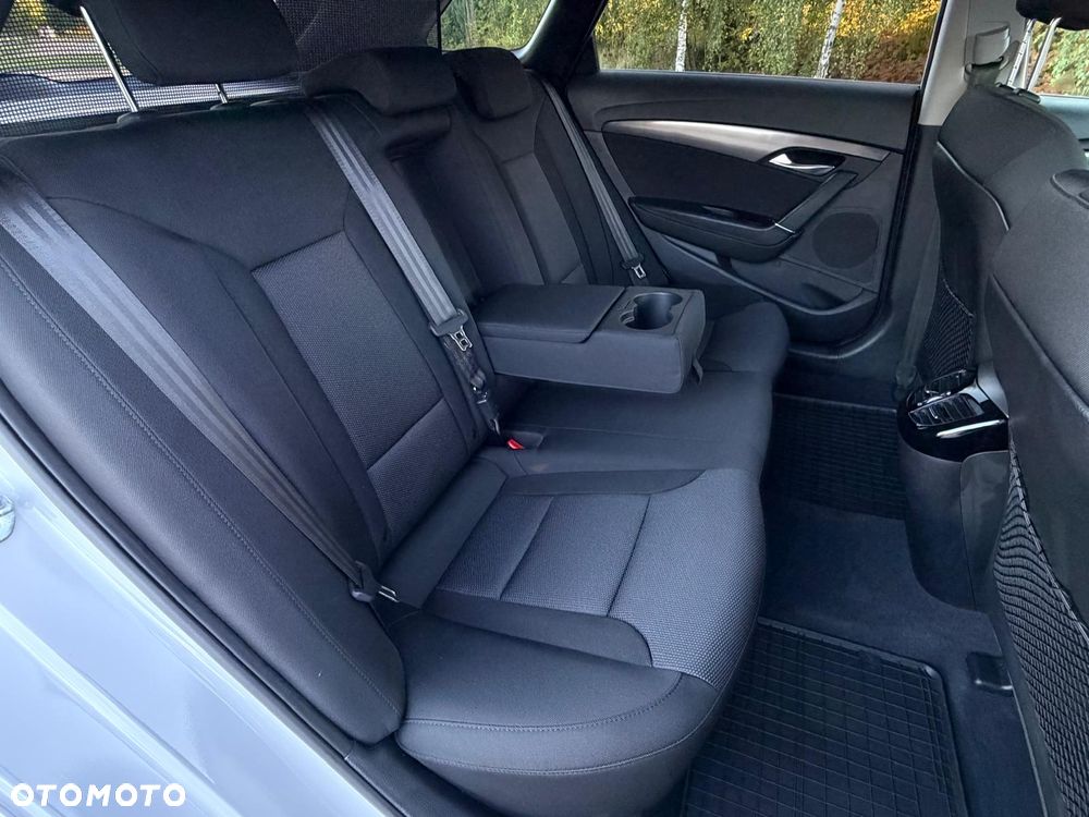 Hyundai i40 Kombi 1.7 CRDi Trend - 12