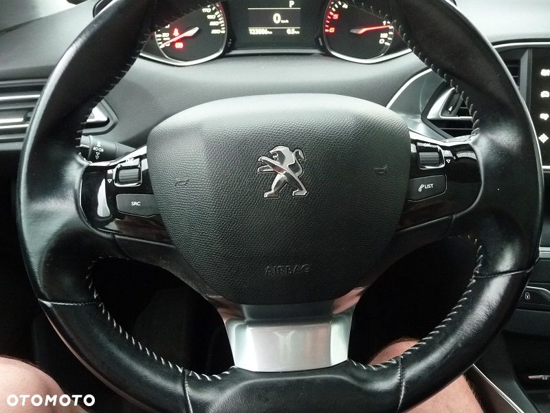 Peugeot 308 BlueHDi 150 EAT6 Stop & Start Business-Line - 25