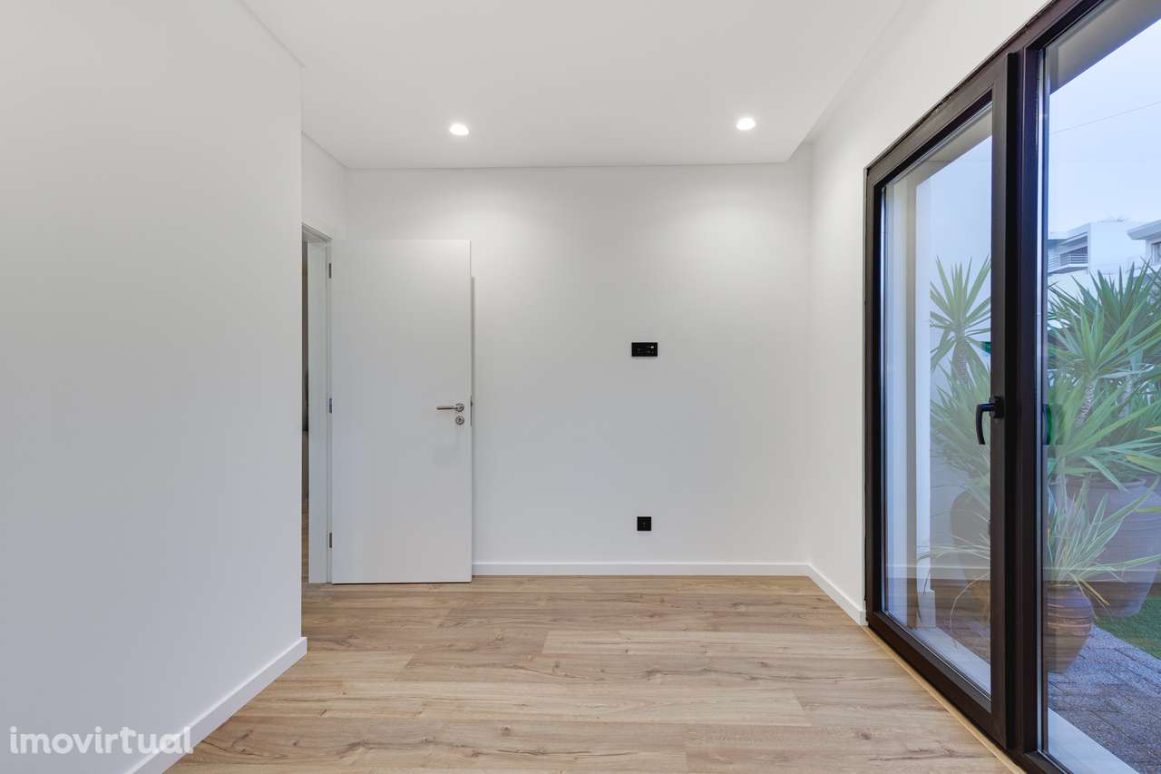 MORADIA T4+1 C/ PISCINA | SÃO JOÃO DA TALHA - Grande imagem: 4/50