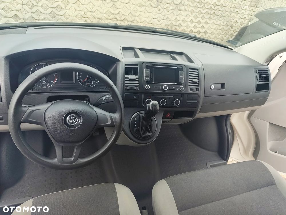 Volkswagen Transporter T5 - 8