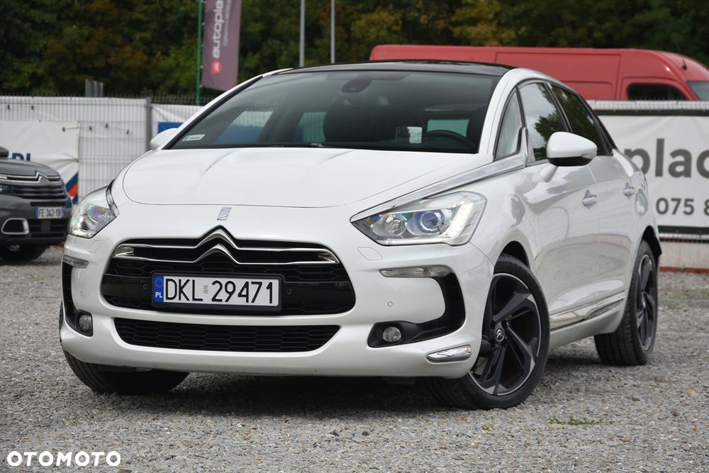 Citroën DS5 HDi 165 SoChic - 8
