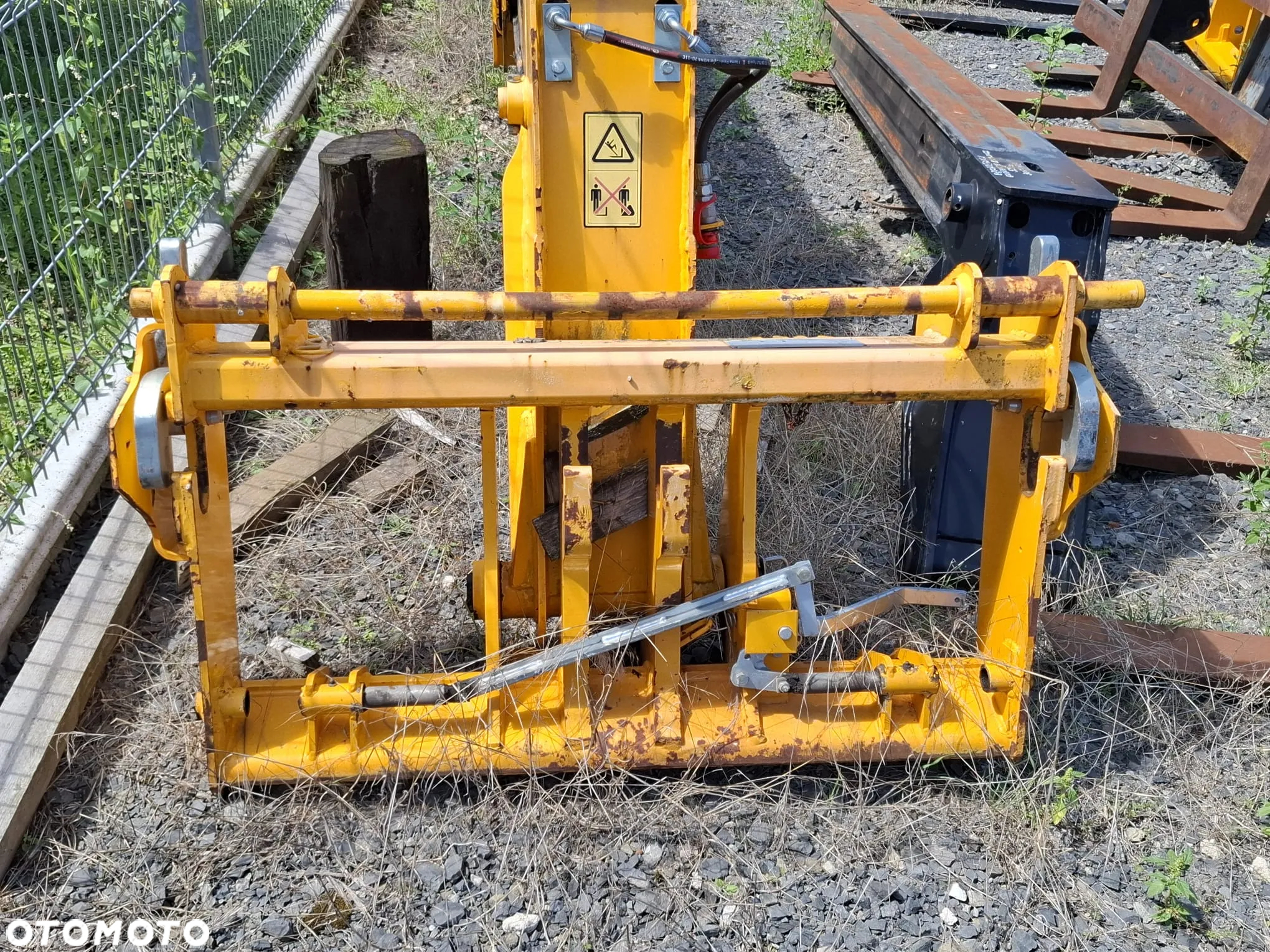 RAMIE RAMIONA KOMPLETNE Q-FIT JCB 540-140 535-140 - 2