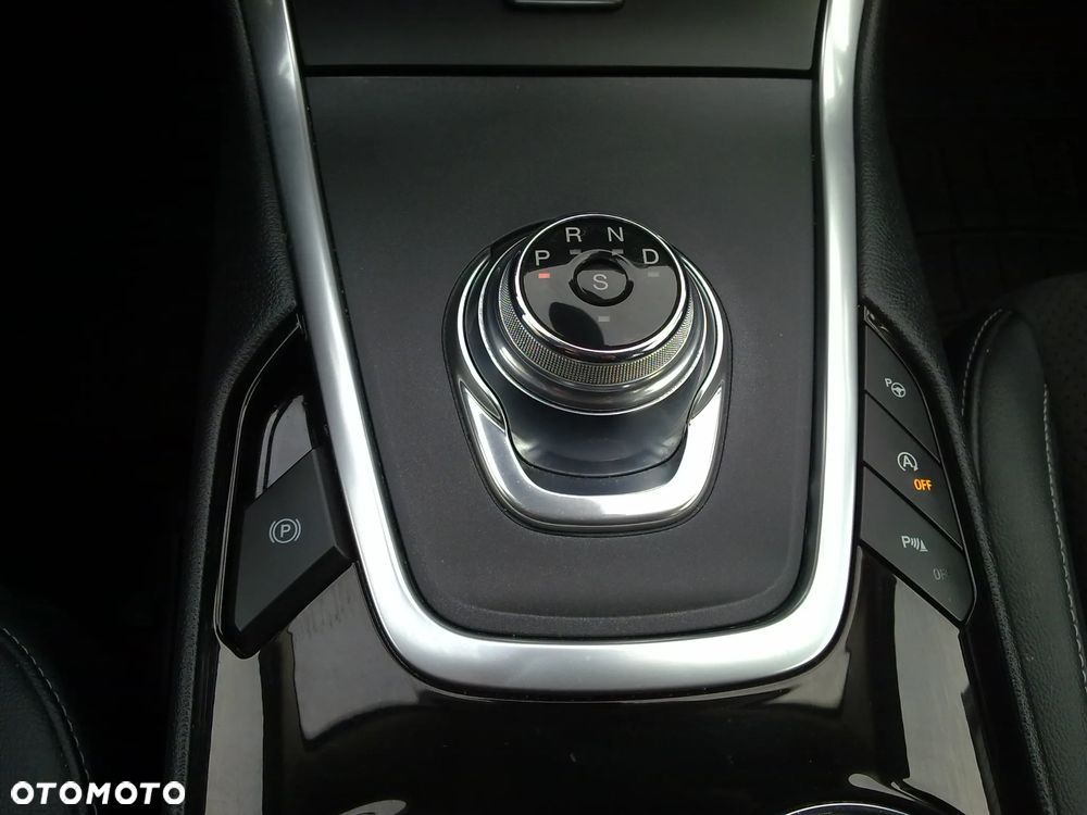 Ford S-Max 2.0 EcoBlue Titanium - 35