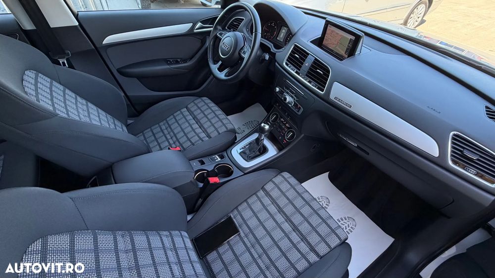 Audi Q3 2.0 TDI Quattro Stronic Sport - 10