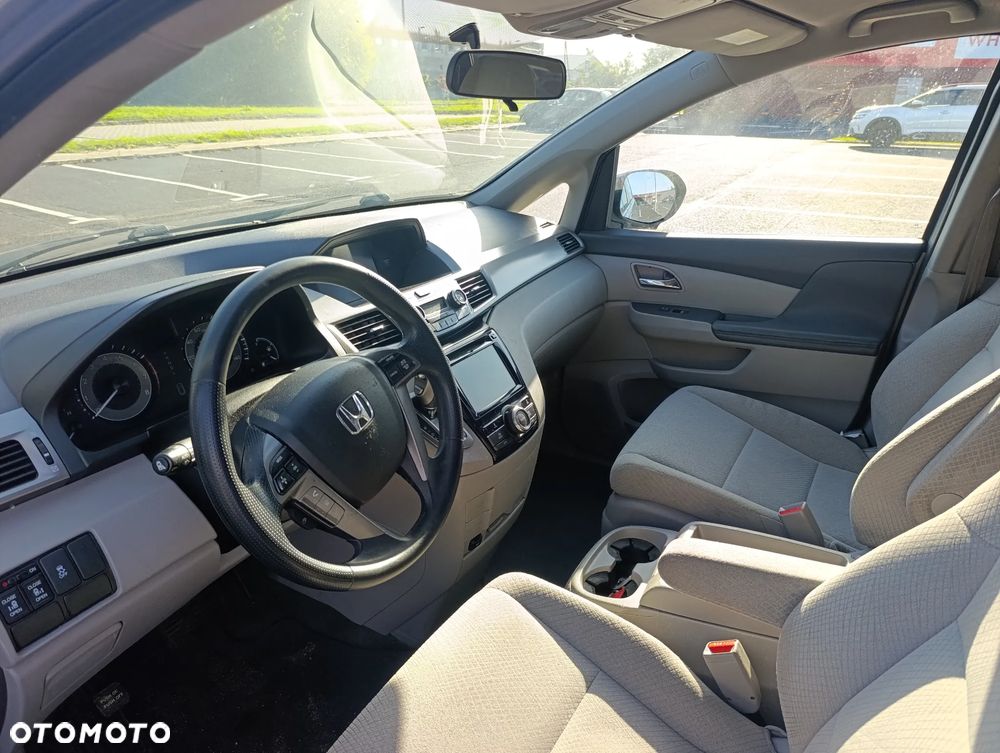 Honda Odyssey 3.5 EX - 5