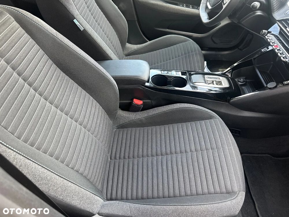 Peugeot 208 Elektromotor 136 Allure+ - 23