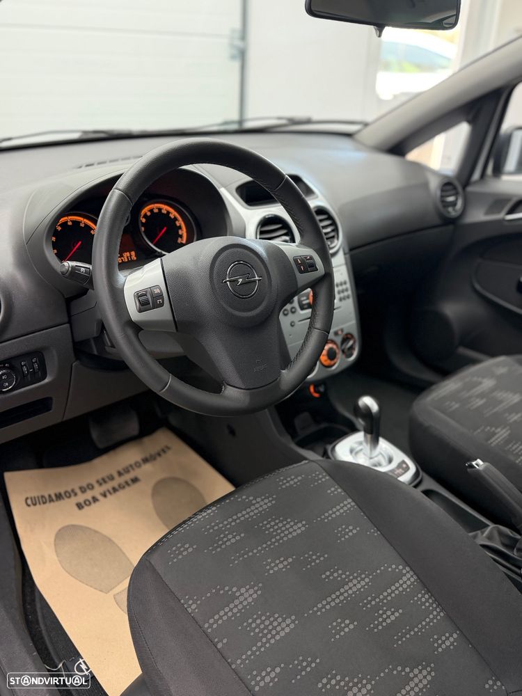 Opel Corsa 1.2 Cosmo Easytronic - 7