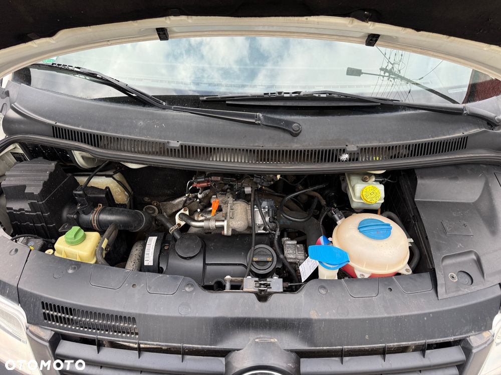 Volkswagen Transporter - 17