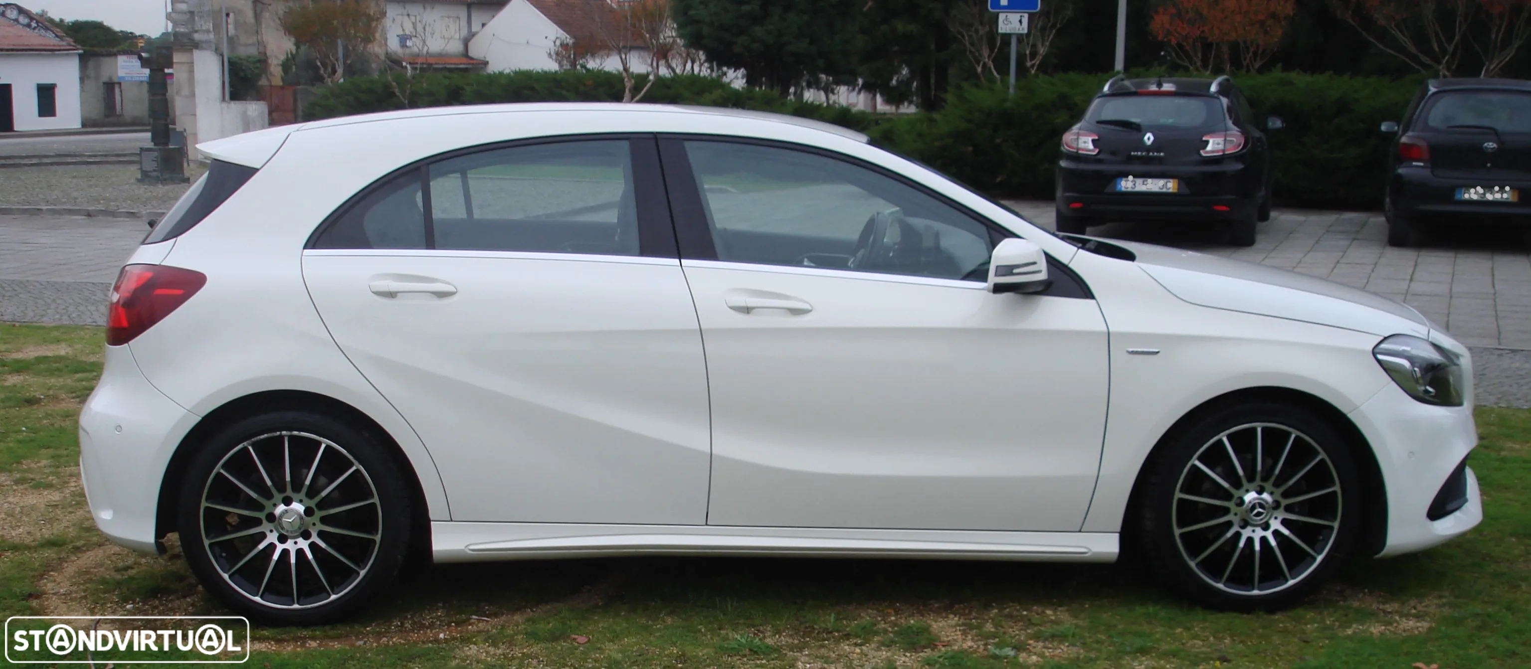 Mercedes-Benz A 180 d AMG Line - 40