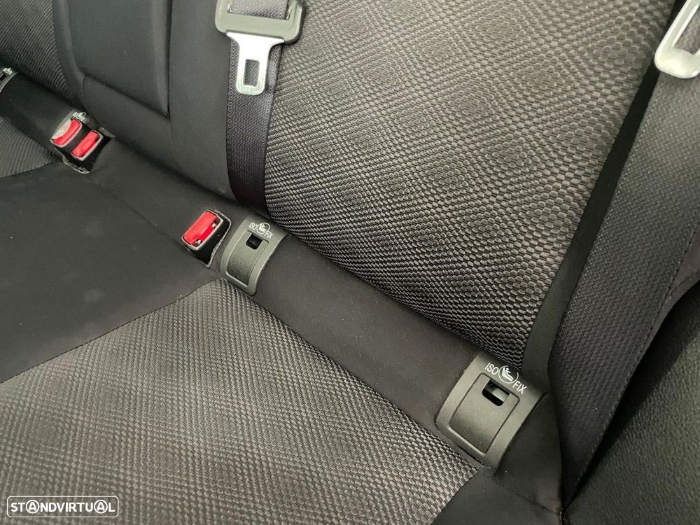Nissan Qashqai 1.5 dCi N-Connecta 18 RS+PS - 32