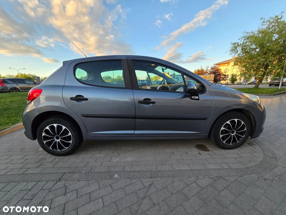 Peugeot 207 - 5