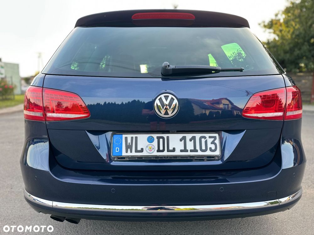 Volkswagen Passat 2.0 TDI Highline - 14