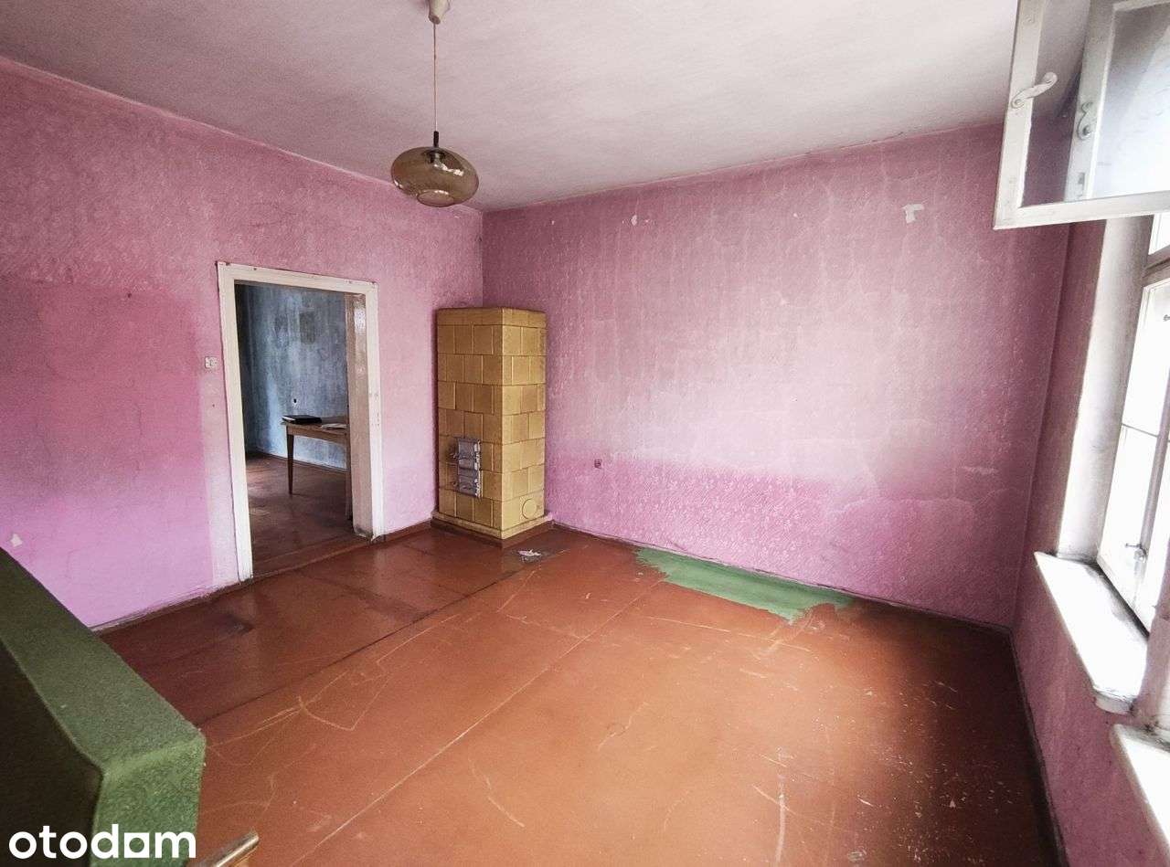 Dwa pokoje w kamienicy, do remontu