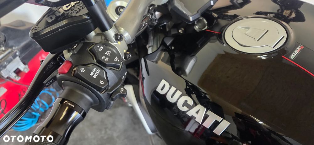 Ducati Diavel - 4