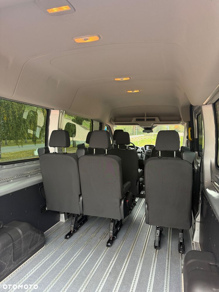 Ford Transit - 23