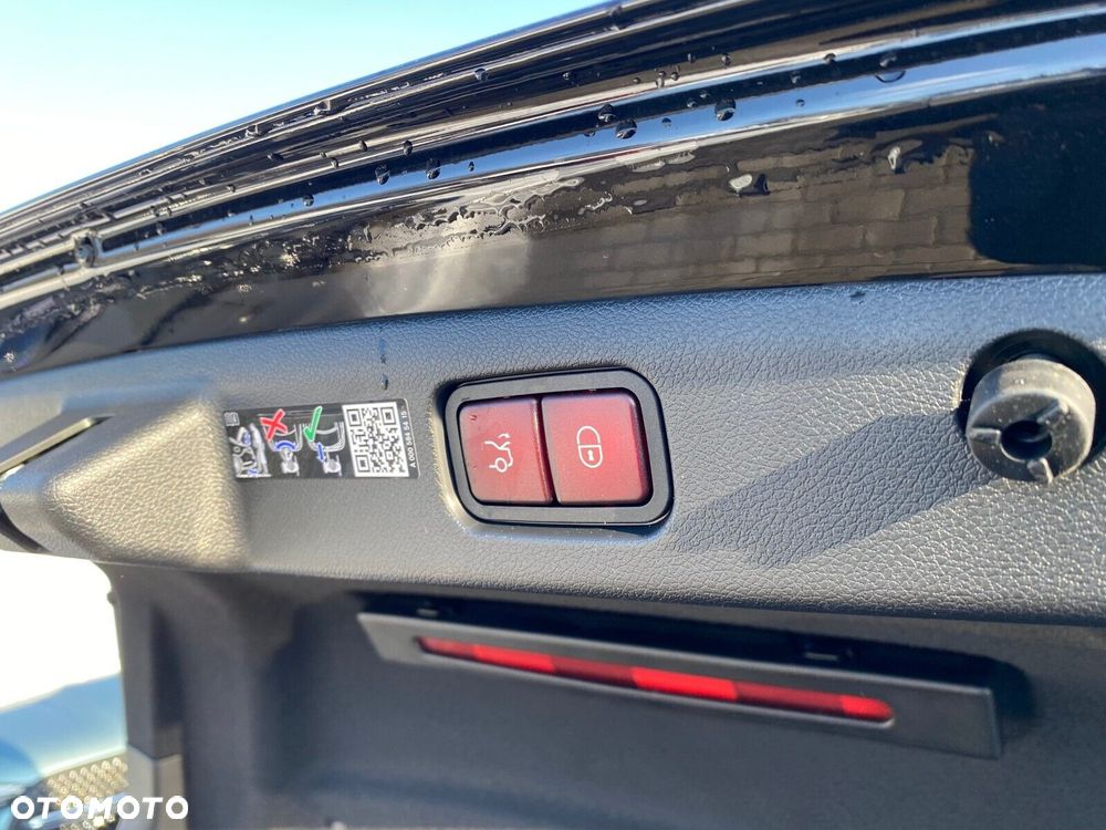 Mercedes-Benz Klasa E - 26