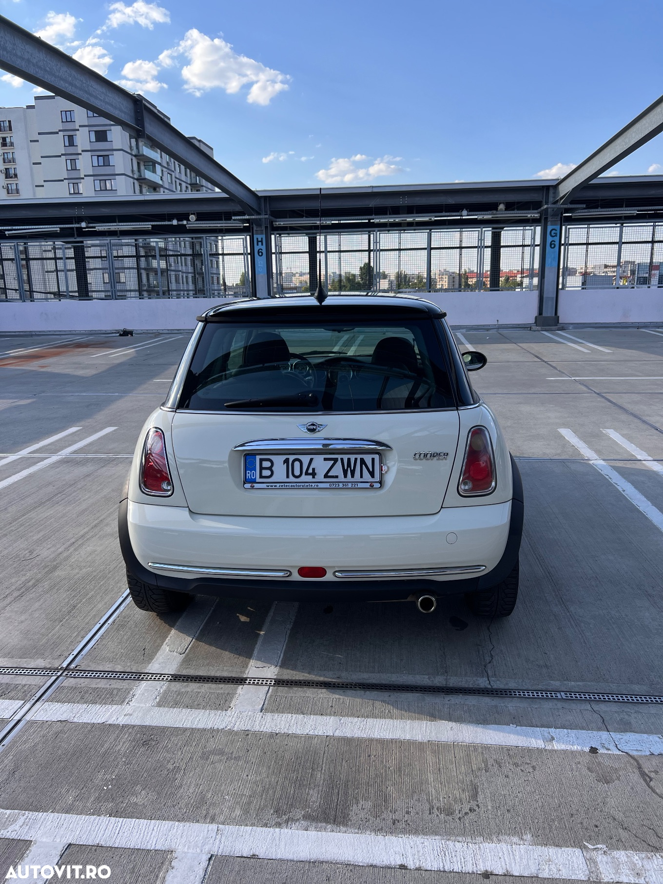 Mini Cooper Cabrio - 2