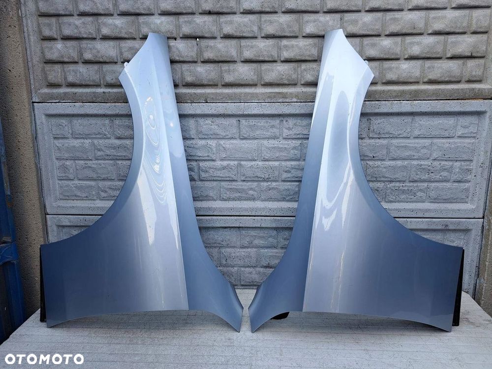 MERCEDES CLE C236 A236 23- BŁOTNIK LEWY PRAWY