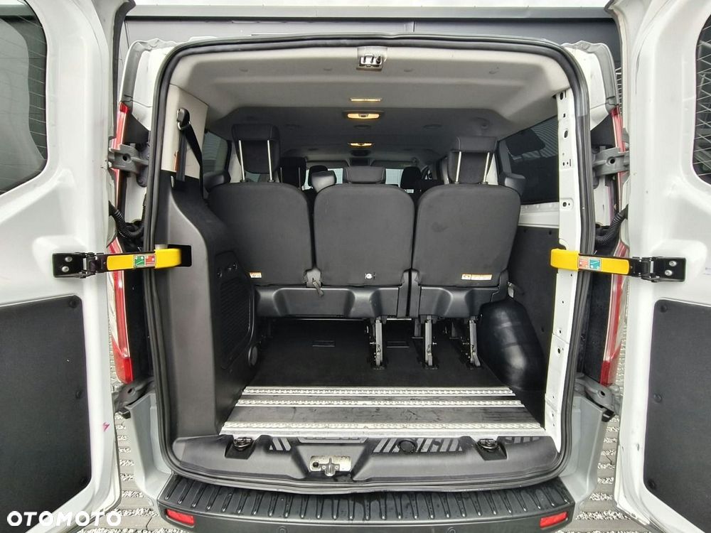 Ford Transit Custom - 19