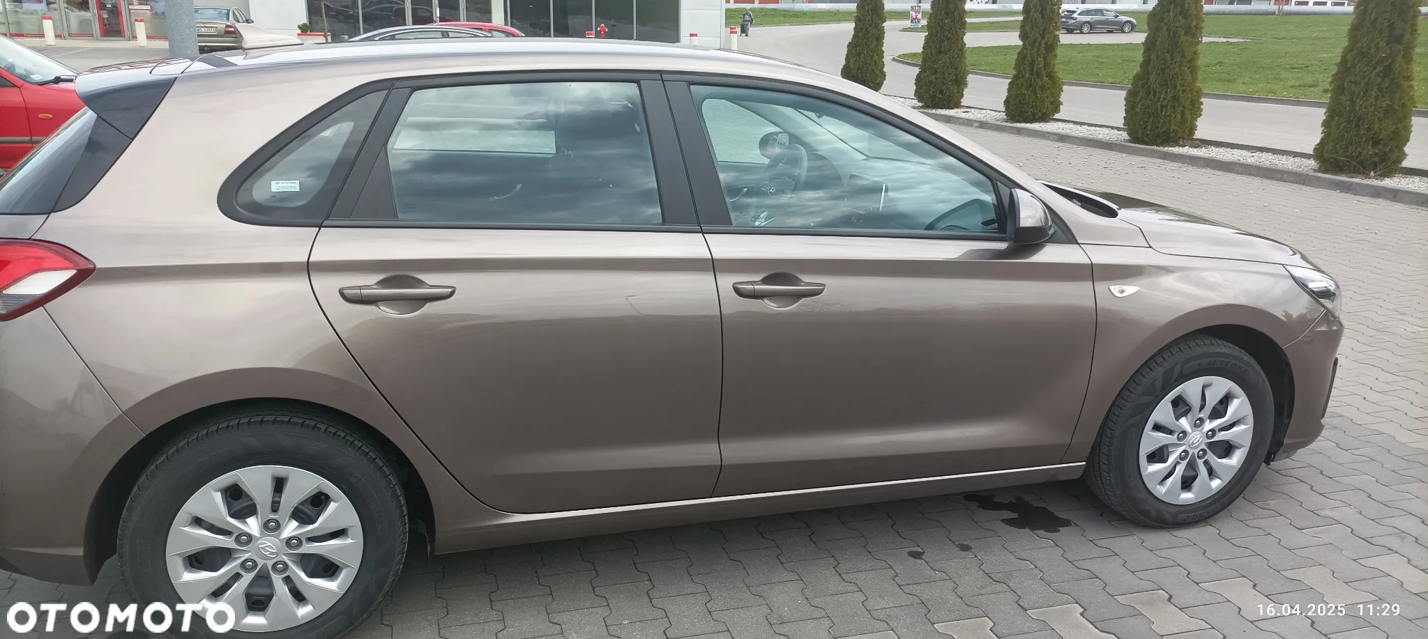Hyundai i30 1.5 DPI Classic + - 9