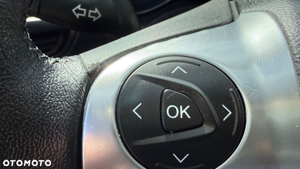 Ford C-MAX 1.6 TDCi Start-Stop-System Champions Edition - 15