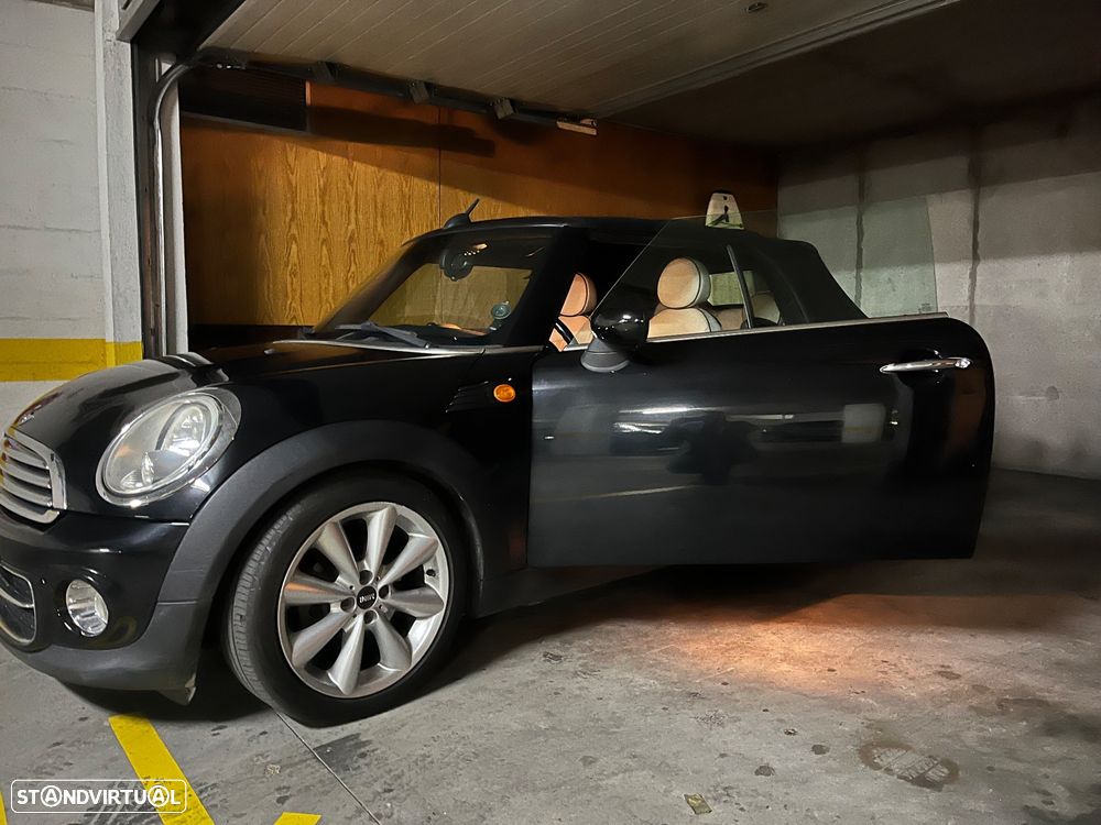 MINI Cabrio Cooper D - 14