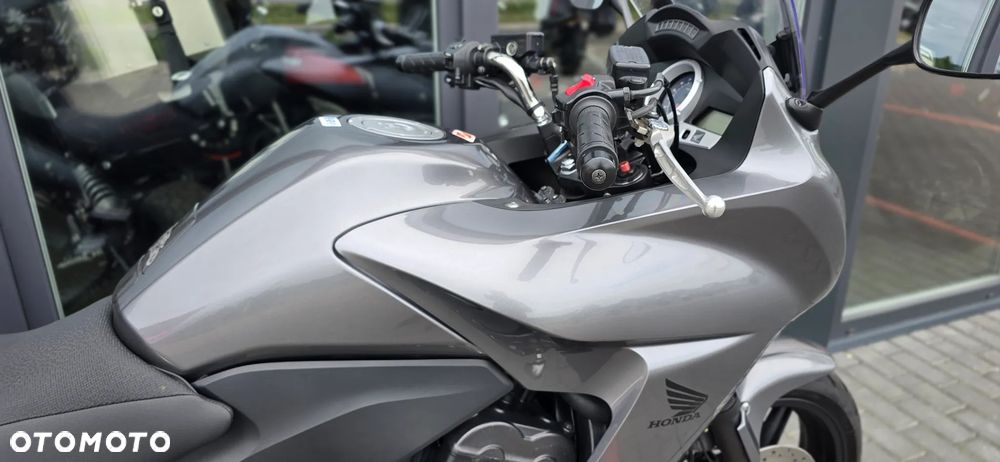 Honda CBF - 12