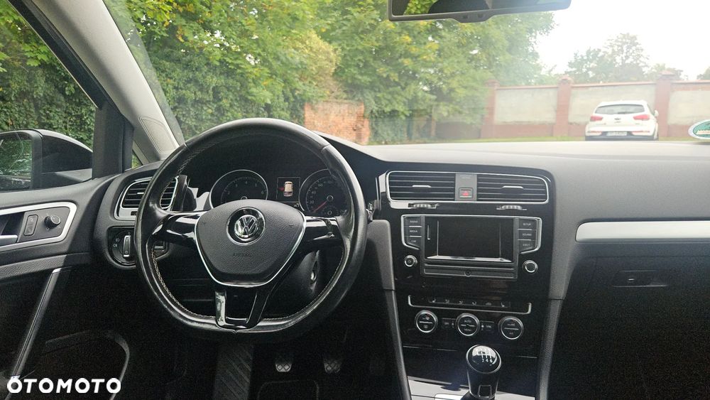 Volkswagen Golf 1.4 TSI BlueMotion Technology Cup - 19