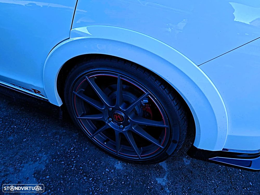Honda Civic 2.0 VTEC Turbo Type R GT - 11