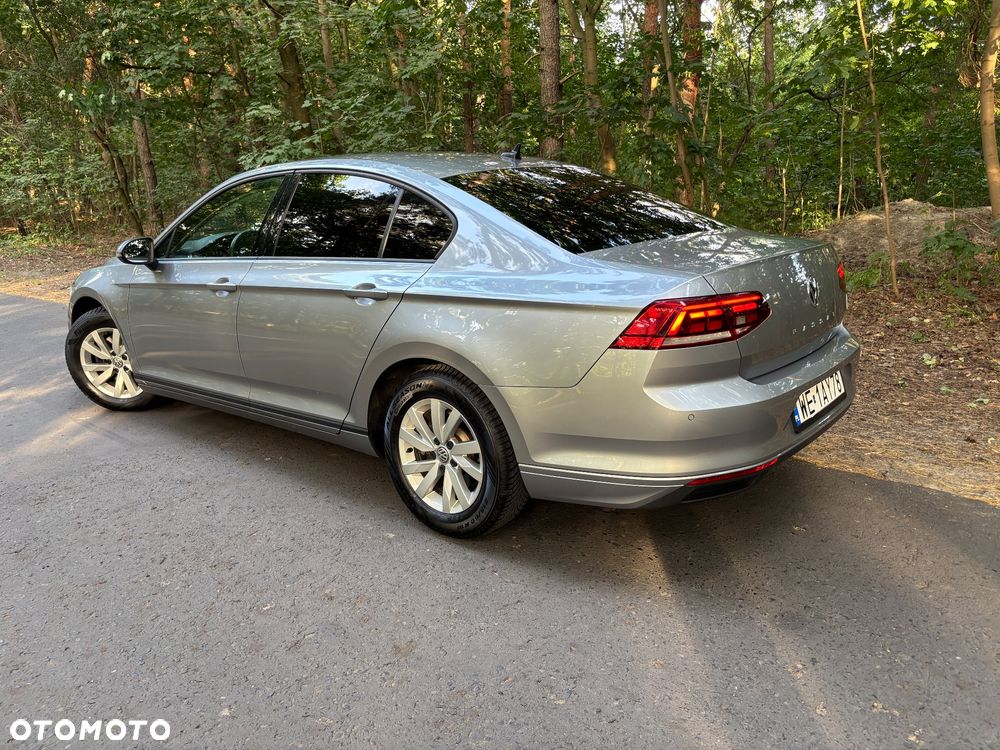 Volkswagen Passat 1.5 TSI EVO Elegance - 3