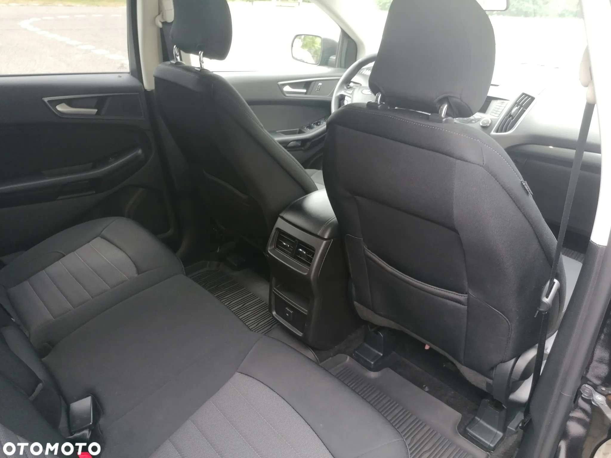 Ford Edge - 12