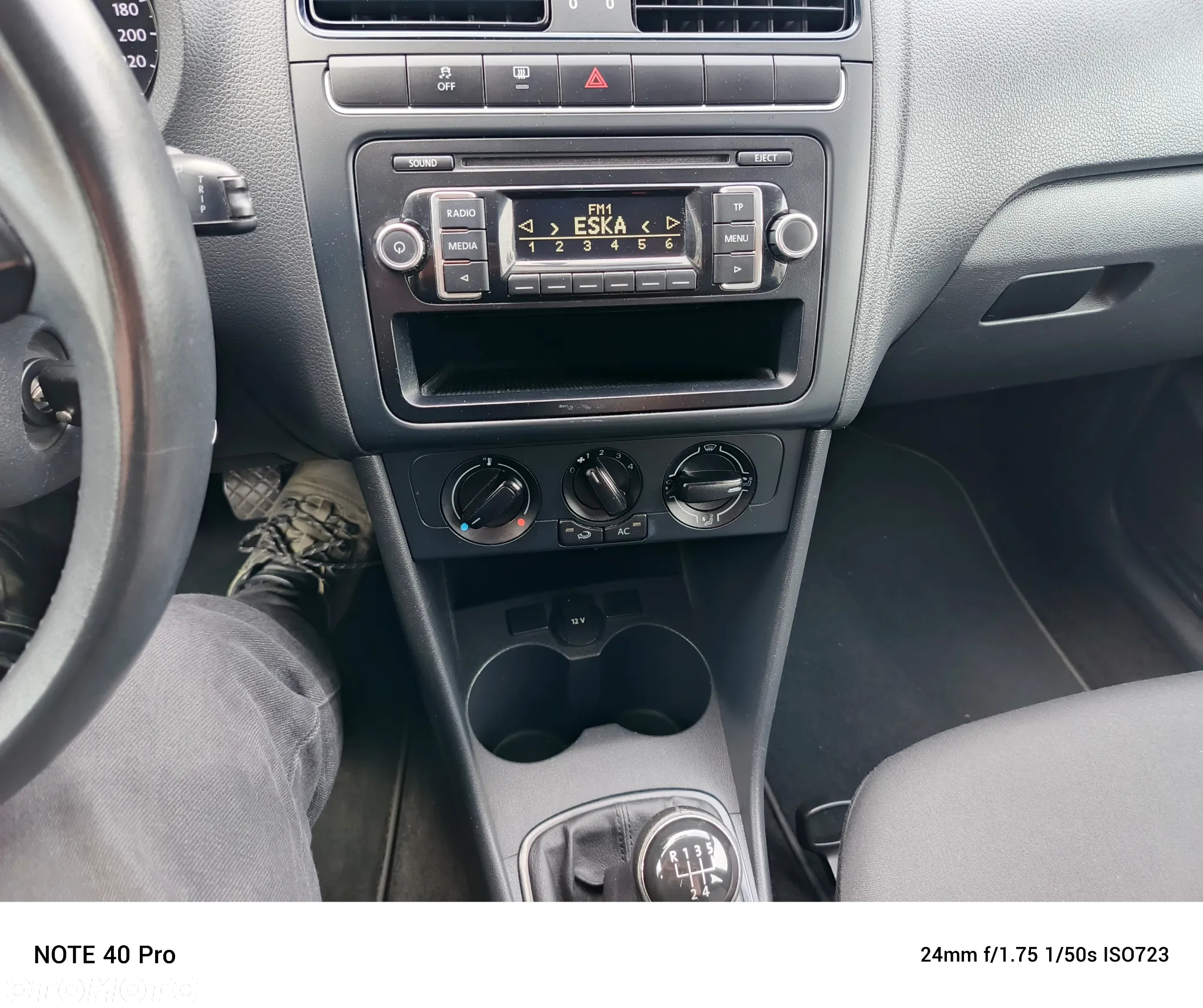 Volkswagen Polo 1.2 TSI Blue Motion Technology Black/Silver Edition - 17