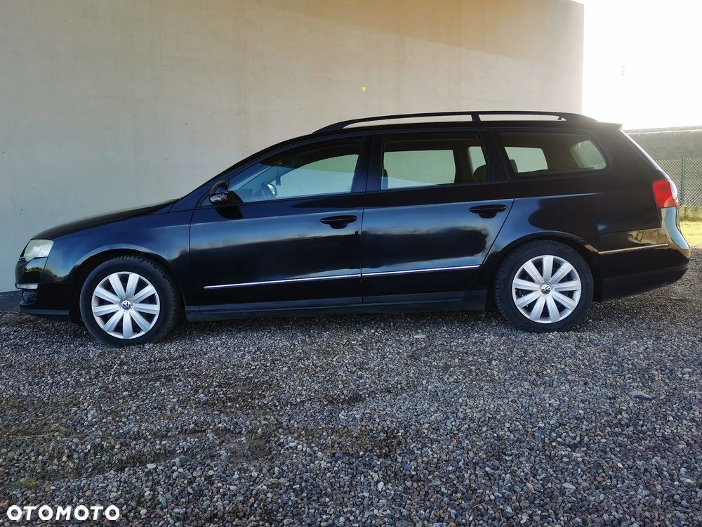 Volkswagen Passat - 17