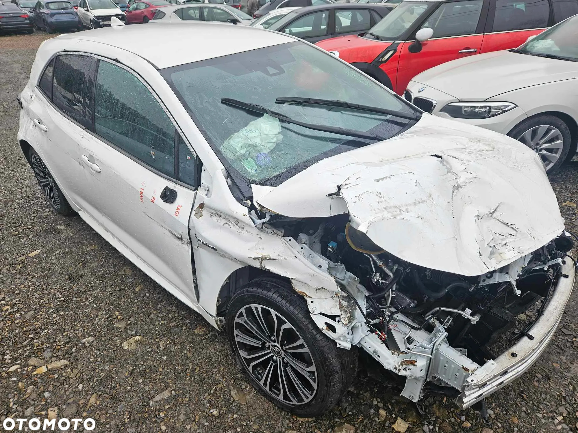 Toyota Corolla 1.8 Hybrid Business Edition - 10