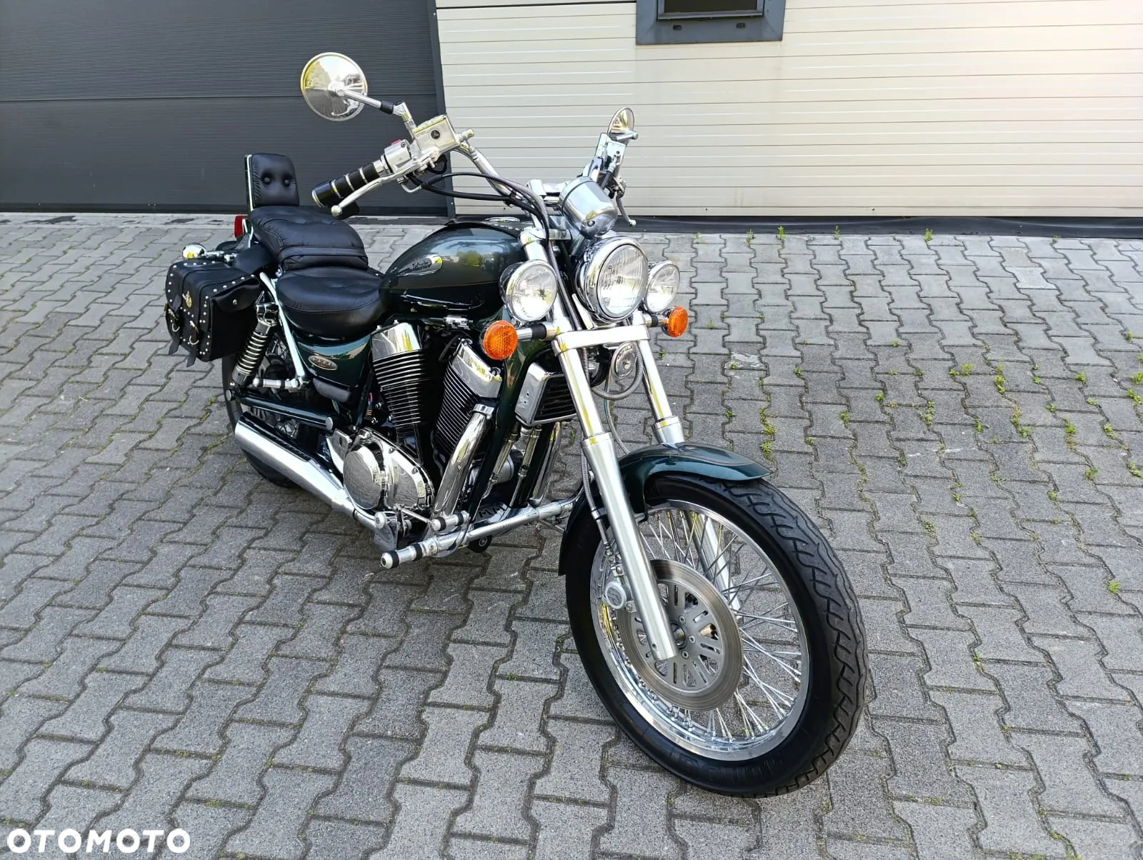 Suzuki Intruder - 14