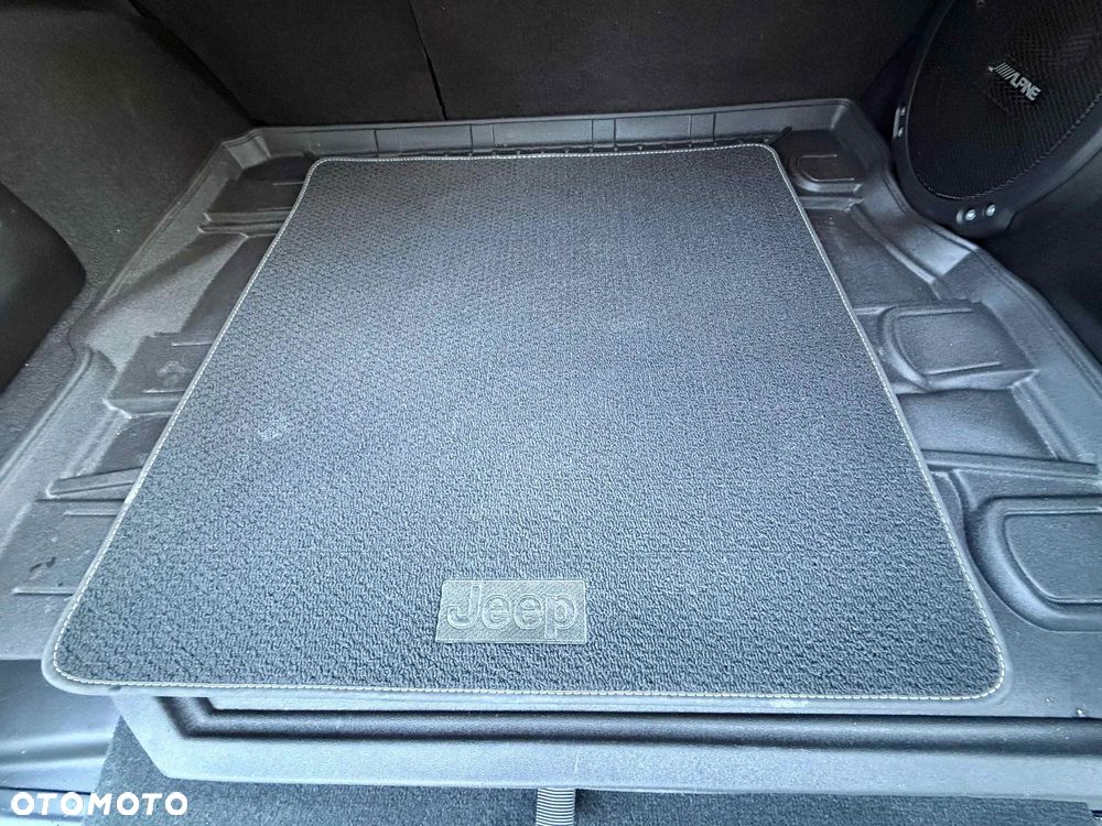 Jeep Wrangler Unlimited GME 2.0 Turbo 80th Anniversary - 20