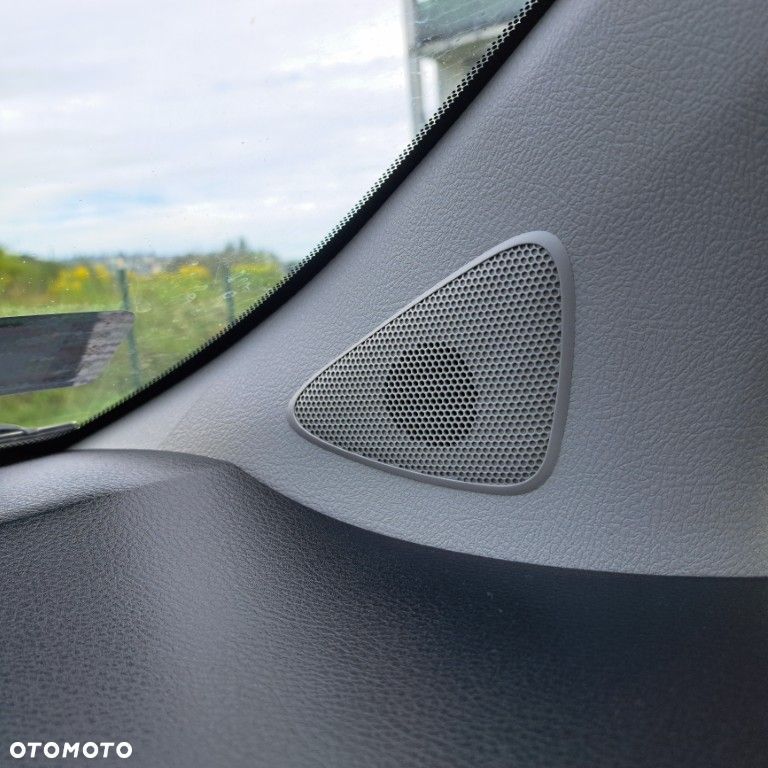 Toyota Yaris 1.5 20th Anniversary - 12