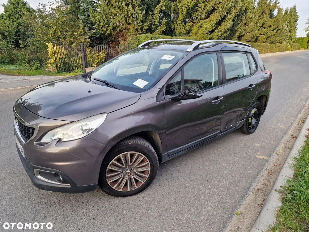 Peugeot 2008 1.6 BlueHDi Style - 12