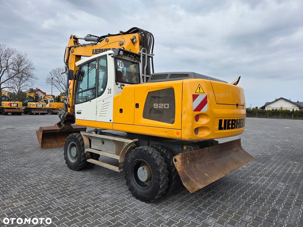 Liebherr A920 / z Niemiec / Stan idealny / - 3